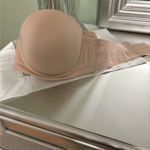 Wacoal Tan  Bra 38D